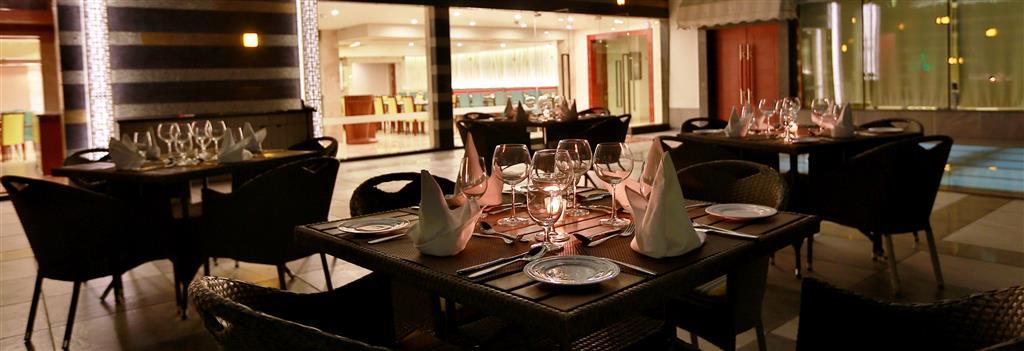 Golden Tulip Vasundhara Hotel Ghaziabad Restaurant photo